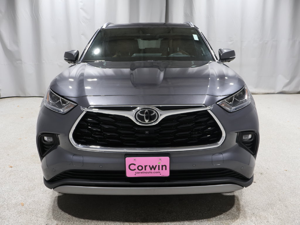 Used 2024 Toyota Highlander Platinum AWD/4WD image 7