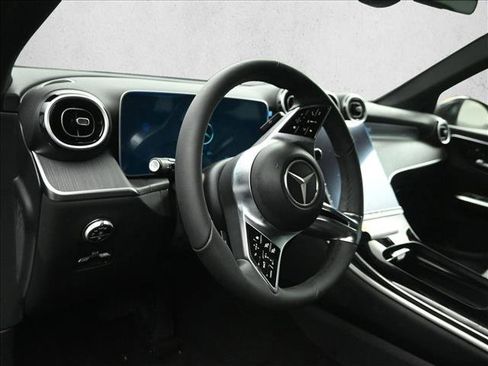 New 2026 Mercedes-Benz GLC 300 4MATIC image 10