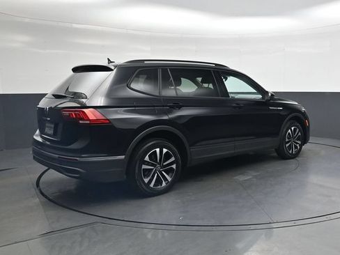 Used 2023 Volkswagen Tiguan S FWD image 4