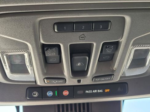 Used 2022 GMC Sierra 1500 Denali RWD image 29