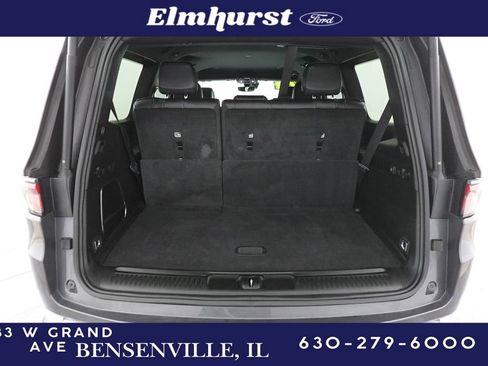 Used 2024 Jeep Wagoneer Series II w/ Flexible Seating Group image 28