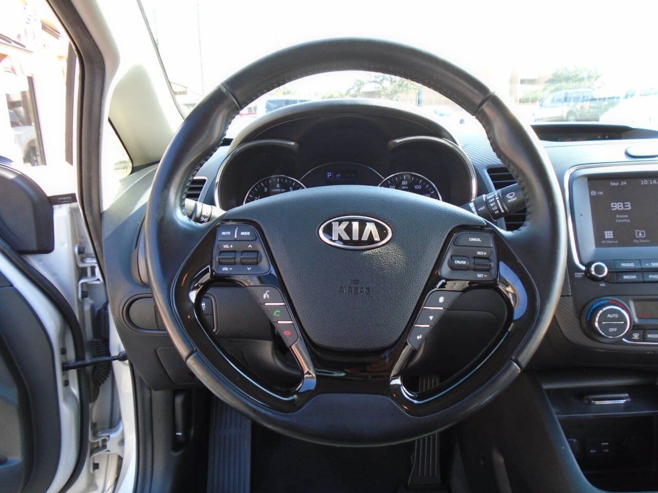Used 2017 Kia Forte EX FWD image 15