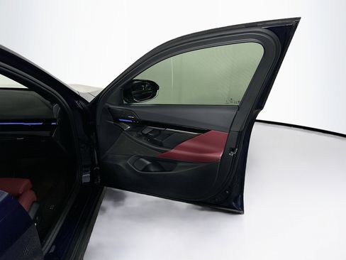 Used 2024 BMW 530i w/ Premium Package image 35