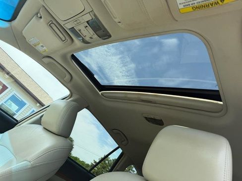 Used 2014 Subaru Outback 2.5i Limited w/ Moonroof Package AWD/4WD image 19