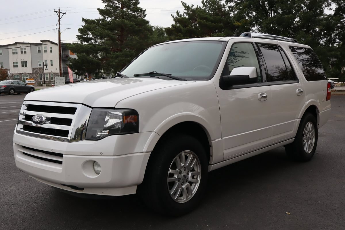 Used 2014 Ford Expedition Limited w/ Equipment Group 301A RWD image 11