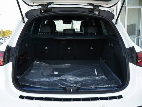 New 2026 Mercedes-Benz GLC 300 GLC 300 image 8