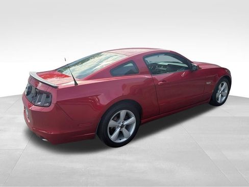 Used 2013 Ford Mustang GT image 4