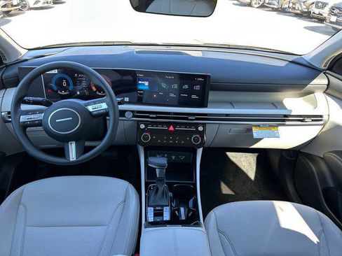New 2026 Hyundai Tucson SEL AWD/4WD image 16