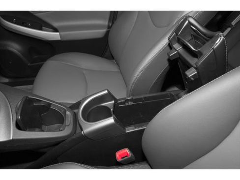 Used 2015 Toyota Prius Four FWD image 17