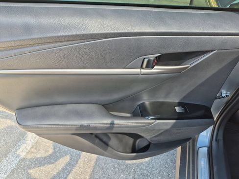 Used 2026 Toyota Camry XLE FWD image 15