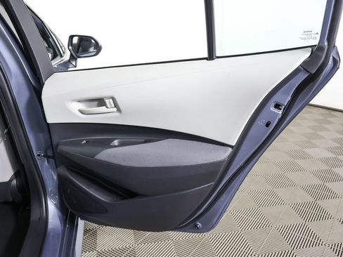 Used 2022 Toyota Corolla LE FWD image 22