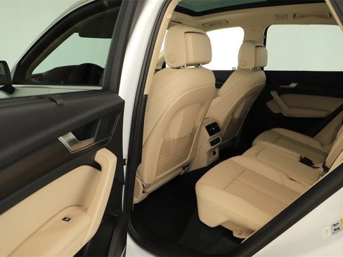 Certified 2023 Audi Q5 e Prestige w/ Prestige Package image 27