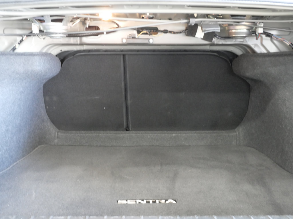 Used 2024 Nissan Sentra SV FWD image 23