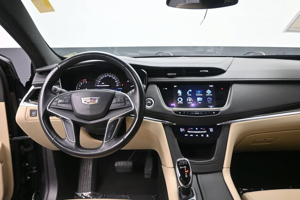 Used 2017 Cadillac XT5 FWD image 15