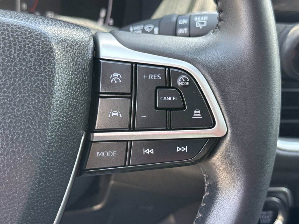 Used 2025 Toyota Grand Highlander FWD image 38