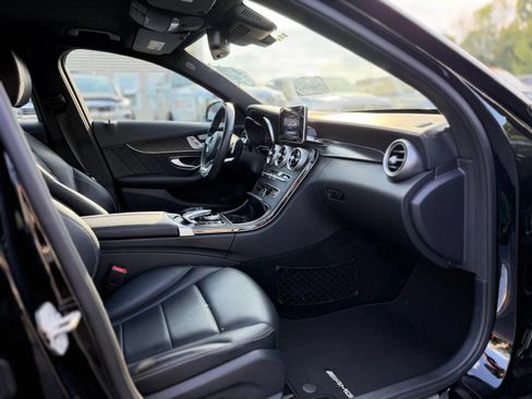 Used 2015 Mercedes-Benz C 300 4MATIC Sedan image 12