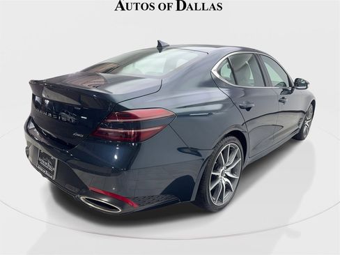 Used 2025 Genesis G70 2.5T image 6