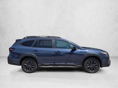 Certified 2025 Subaru Outback Onyx Edition AWD/4WD image 4