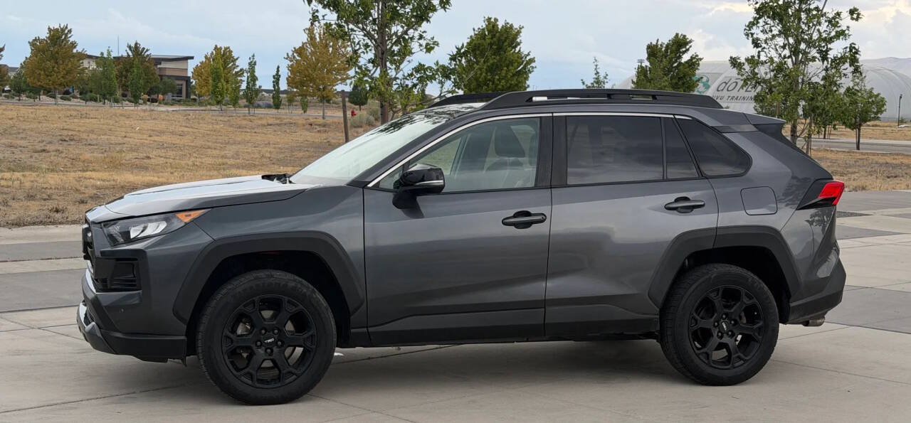Used 2020 Toyota RAV4 TRD Off-Road AWD/4WD image 4