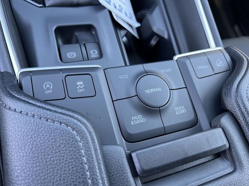 New 2026 Toyota Grand Highlander Limited image 25