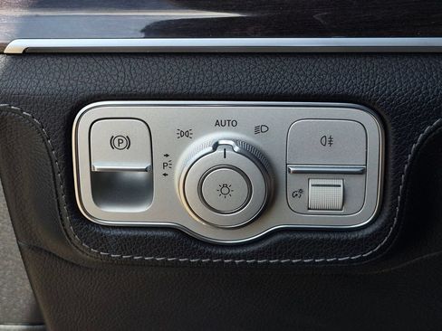 Used 2020 Mercedes-Benz GLE 350 image 18