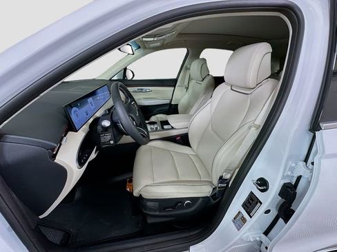 New 2026 Genesis GV70 2.5T Advanced image 16