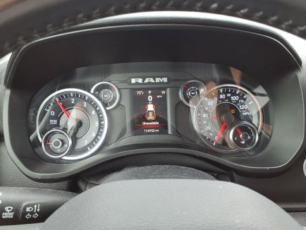 Used 2019 RAM 1500 Big Horn AWD/4WD image 10