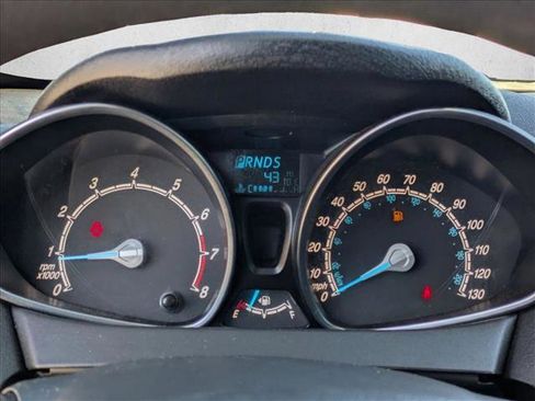 Used 2018 Ford Fiesta SE image 9