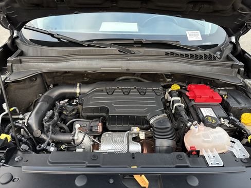 Used 2022 Jeep Renegade Trailhawk image 35