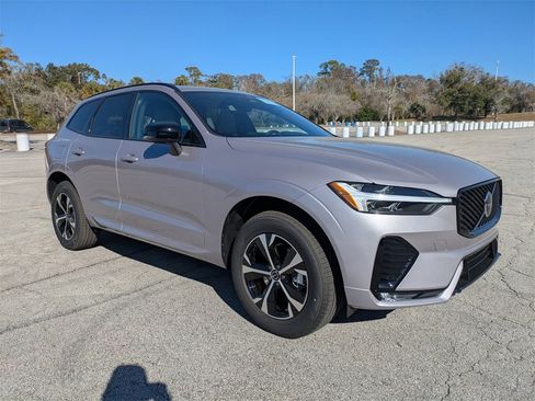 New 2026 Volvo XC60 B5 Core image 8