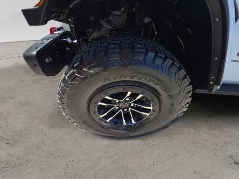 Used 2024 Jeep Wrangler Unlimited Rubicon AWD/4WD image 14