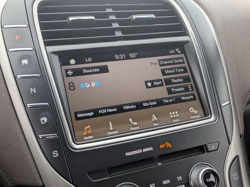 Used 2017 Lincoln MKX Reserve image 14