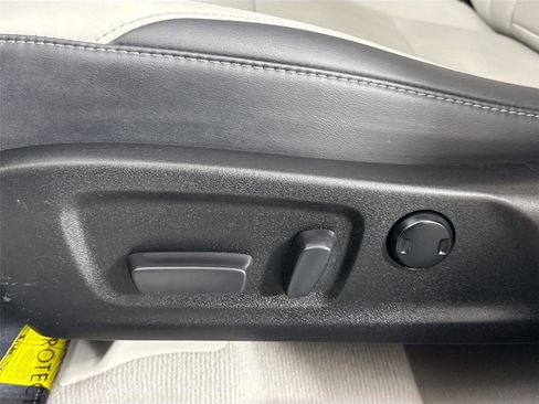 Used 2018 Lexus RX 350 FWD w/ Accessory Package image 29