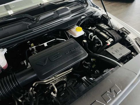 Used 2025 RAM 1500 Tradesman AWD/4WD image 23