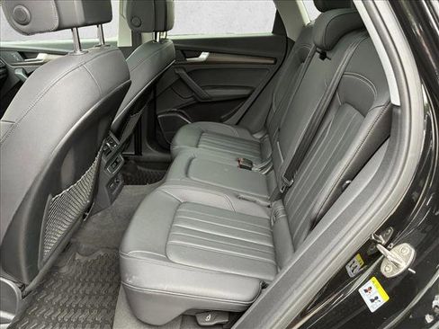Used 2023 Audi Q5 2.0T Premium Plus w/ Premium Plus Package AWD/4WD image 13