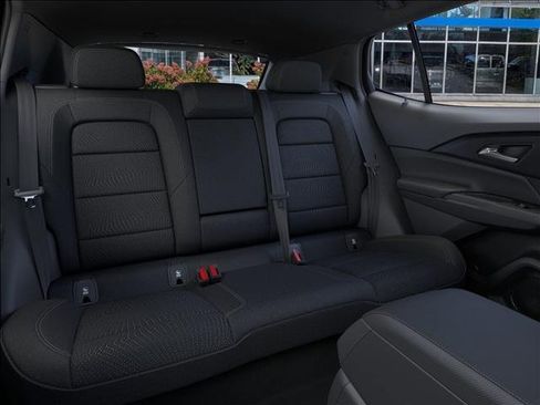 New 2026 Chevrolet Equinox EV LT image 17