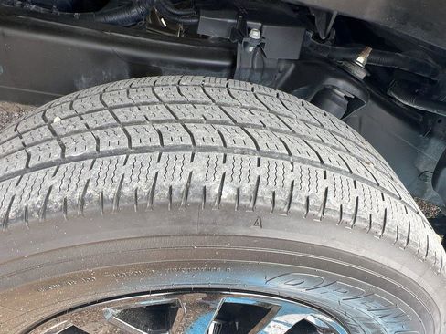 Used 2024 Toyota Tacoma SR image 31