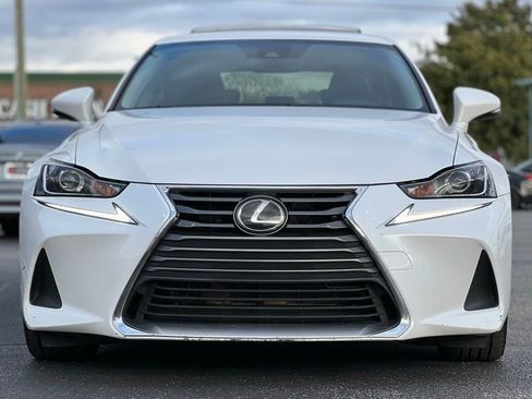 Used 2018 Lexus IS 300 image 12