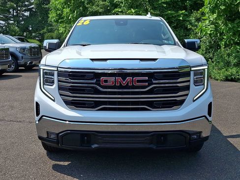 Used 2026 GMC Sierra 1500 SLT AWD/4WD image 2
