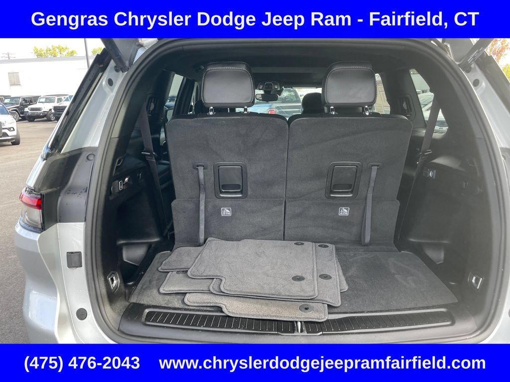 Used 2023 Jeep Grand Cherokee L Altitude AWD/4WD image 33