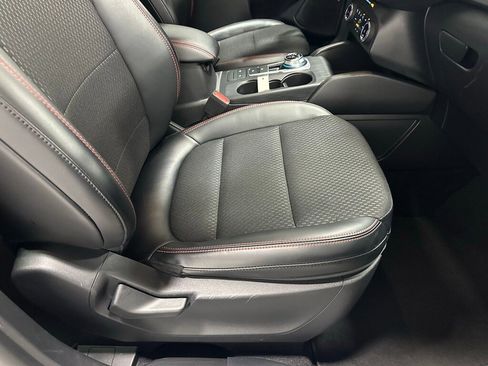 Used 2025 Ford Escape ST-Line image 53