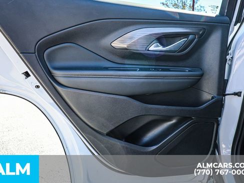 Used 2024 GMC Terrain SLE image 54