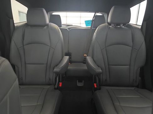Used 2022 Buick Enclave Essence w/ LPO, Floor Liner Package image 37