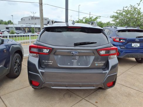 Used 2020 Subaru Crosstrek 2.0i Premium w/ Moonroof Package 2 AWD/4WD image 17