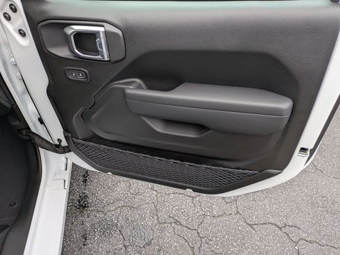 New 2026 Jeep Wrangler Unlimited Sport AWD/4WD image 28