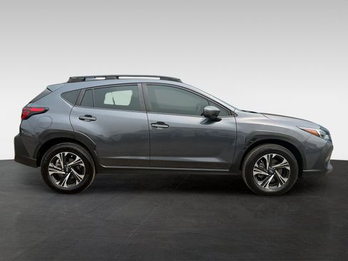 Used 2024 Subaru Crosstrek 2.0i Premium AWD/4WD image 4