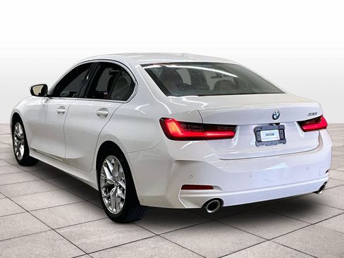 Used 2025 BMW 330i Sedan w/ M Sport Package RWD image 14