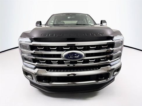 Used 2026 Ford F250 Lariat AWD/4WD image 9