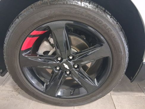 Used 2020 Chevrolet Equinox Premier w/ Premier Redline Edition image 11