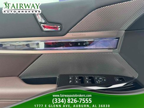 Used 2025 BMW 740i xDrive image 14